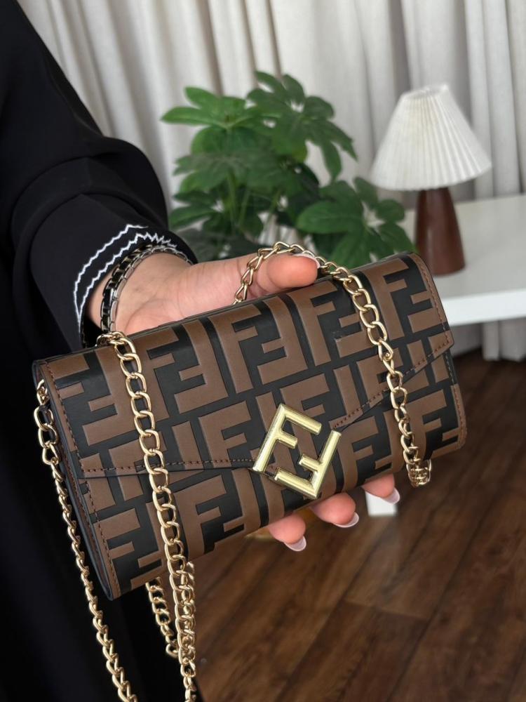 شنطة فندي