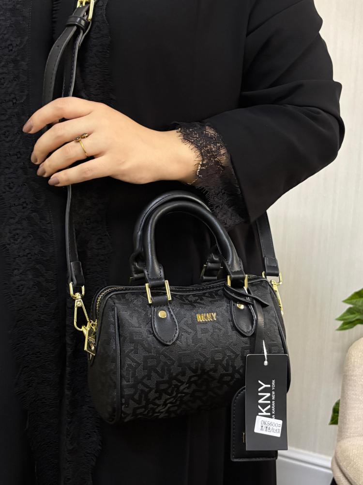 دكني 6الوان مدور  مقاس 18 cm