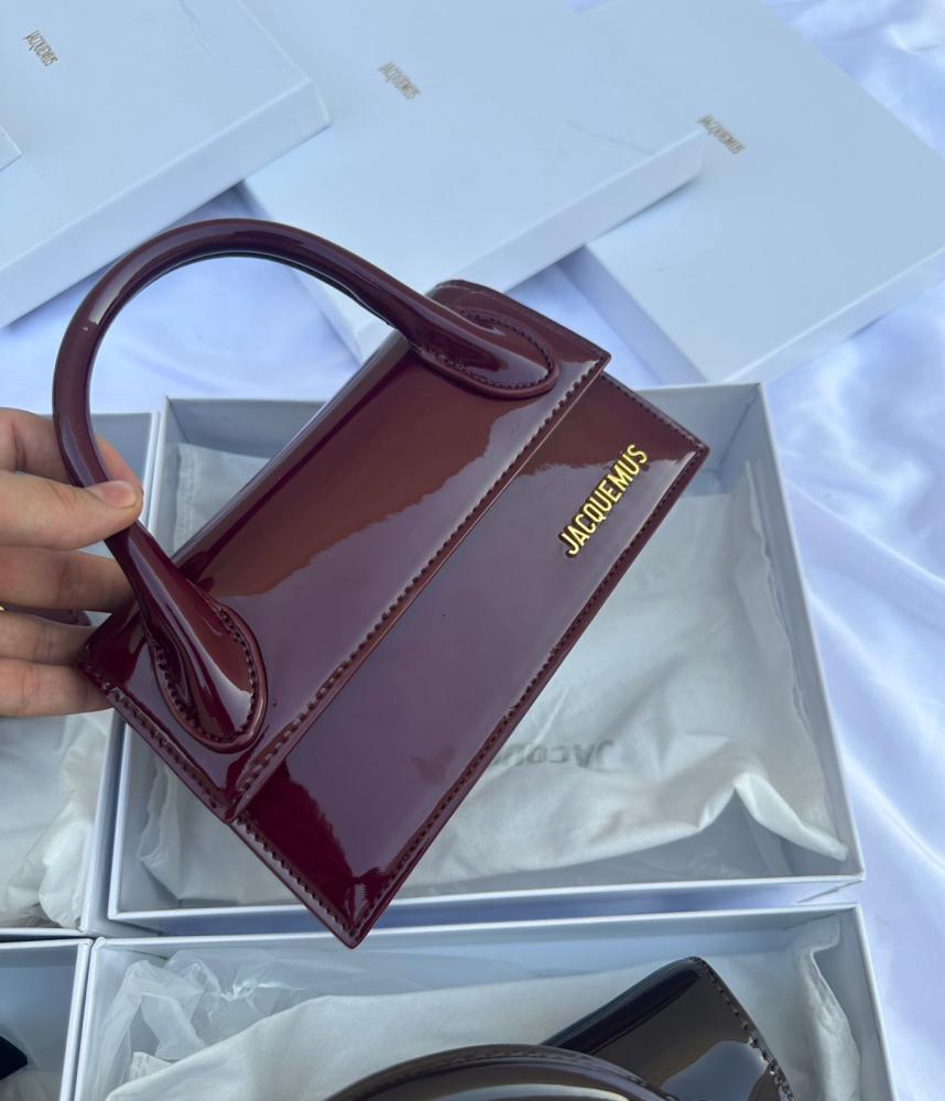 شنطة جاكيموس