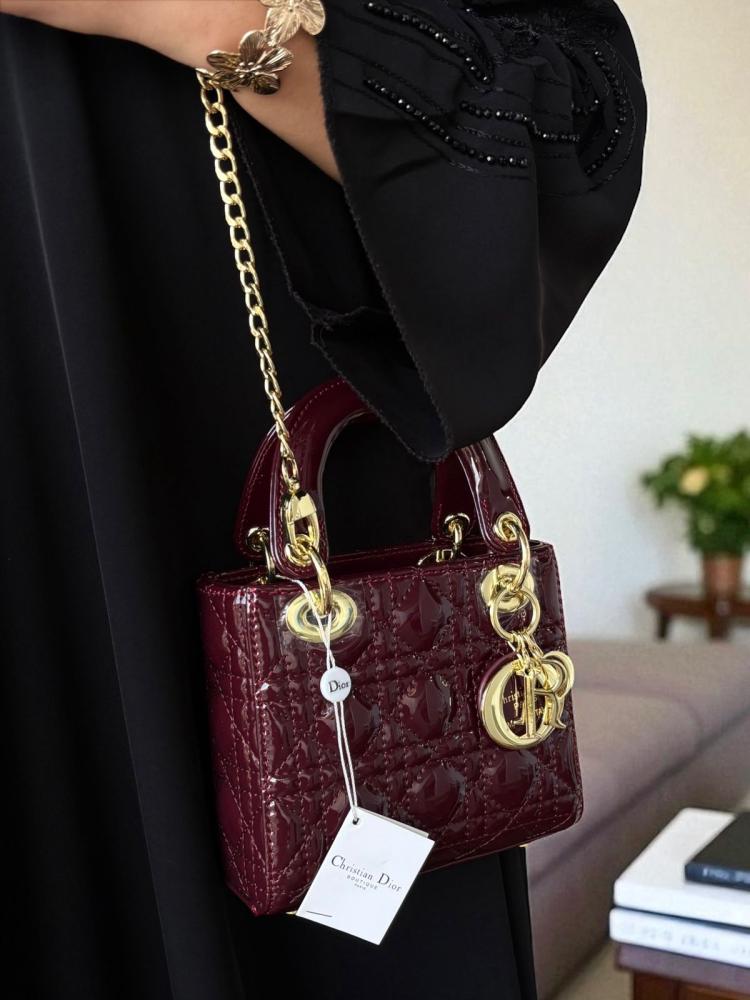 شنطة ديور