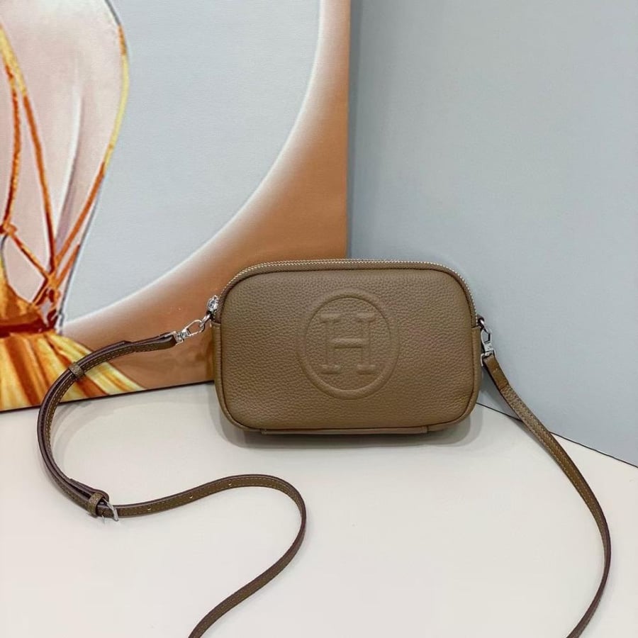 HERMES Evelyne Mini 19cm