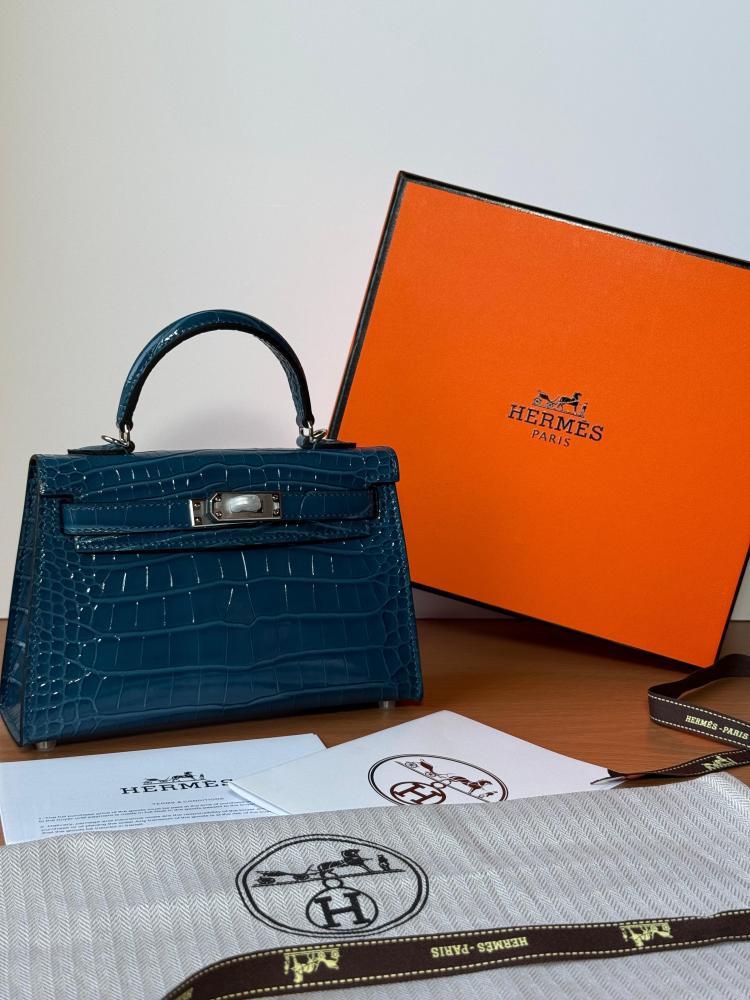 Hermes Kelly Mini 19 Croc Style
