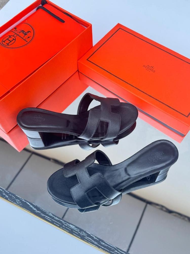 Hermès Oasis Sandal