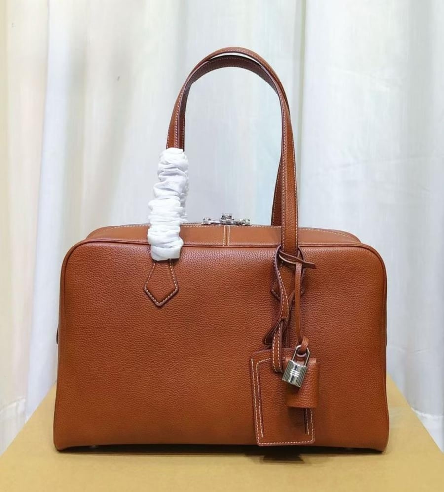 HERMES Victoria Bag