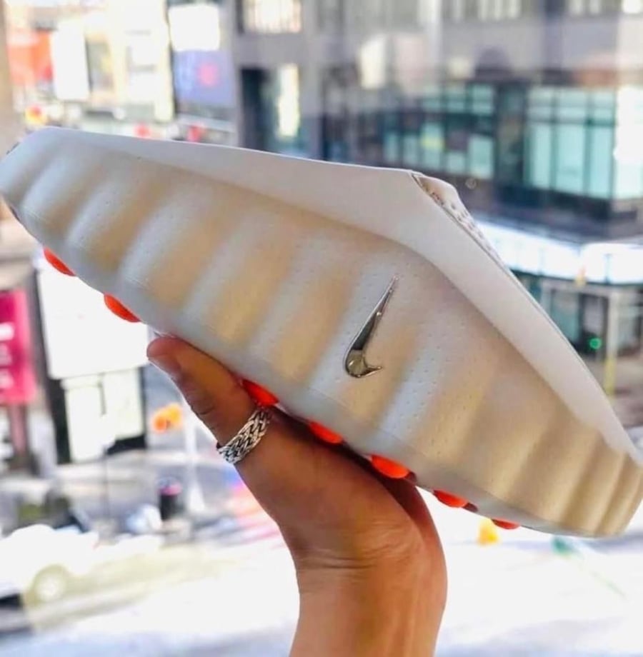 Nike Mind 001 Slide Light Bone