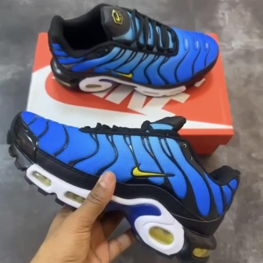 Nike Air Max Plus OG "Hyper Blue" sneakers