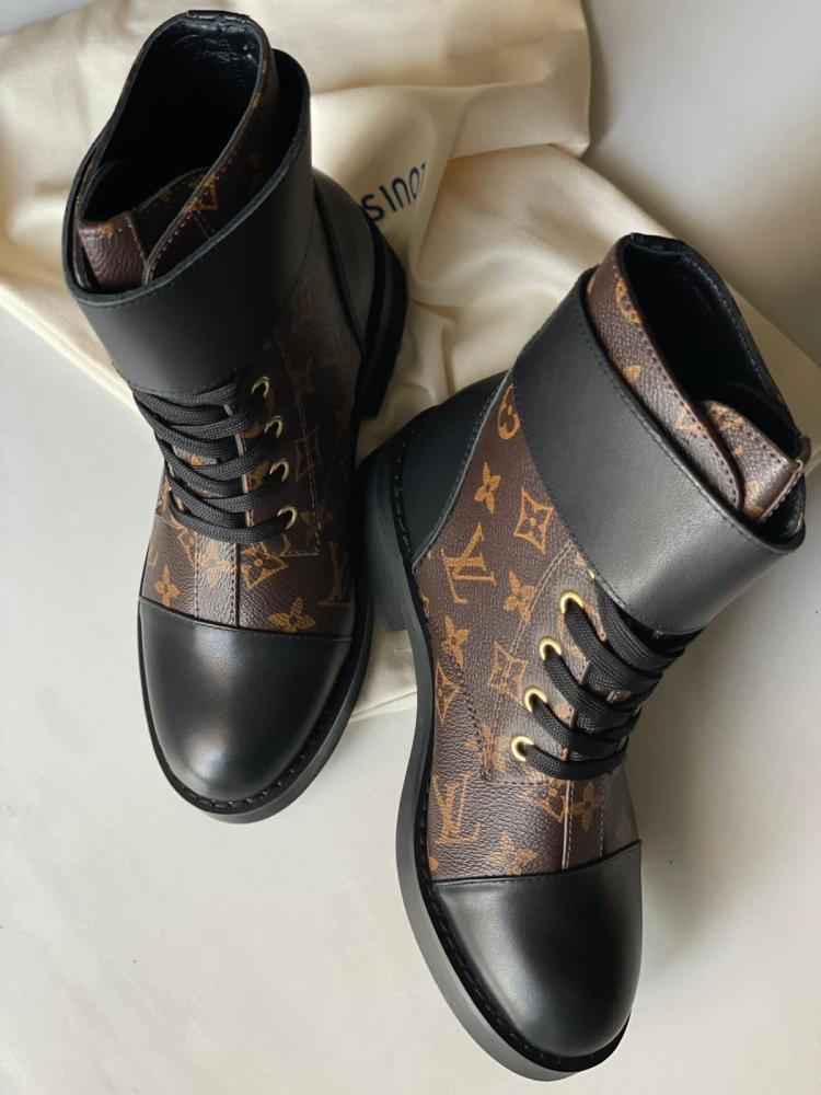 Louis Vuitton Laureate Platform Desert Boot