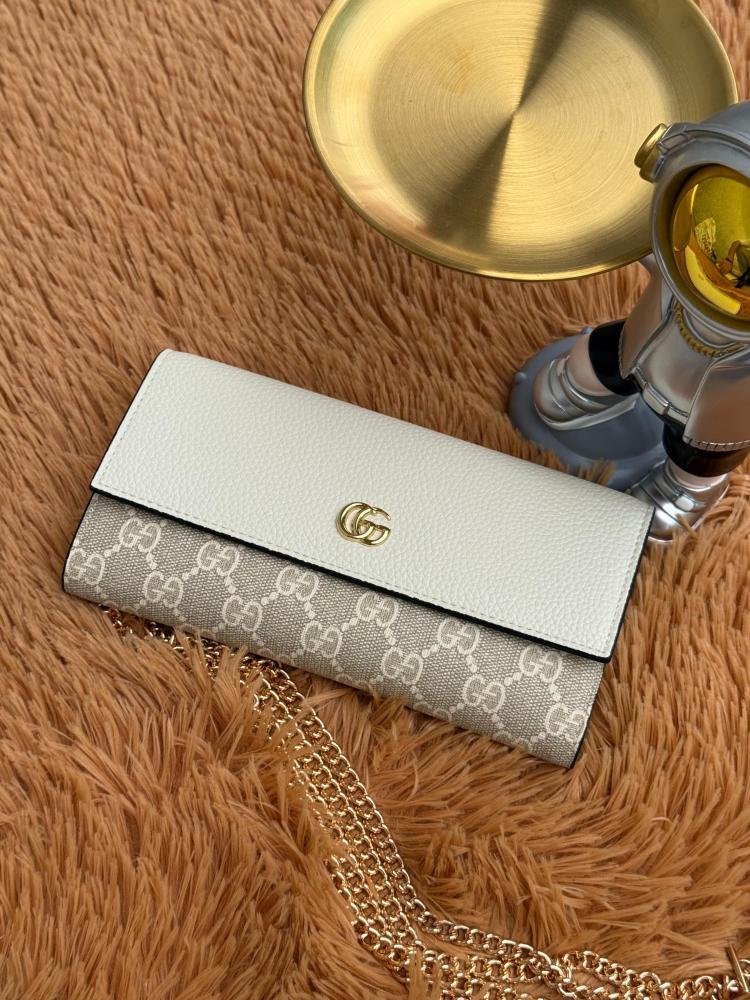 Gucci GG Chain Wallet