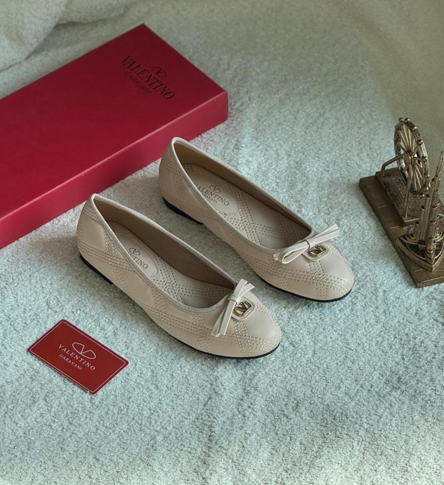 Valentino Garavani Ballet Flats