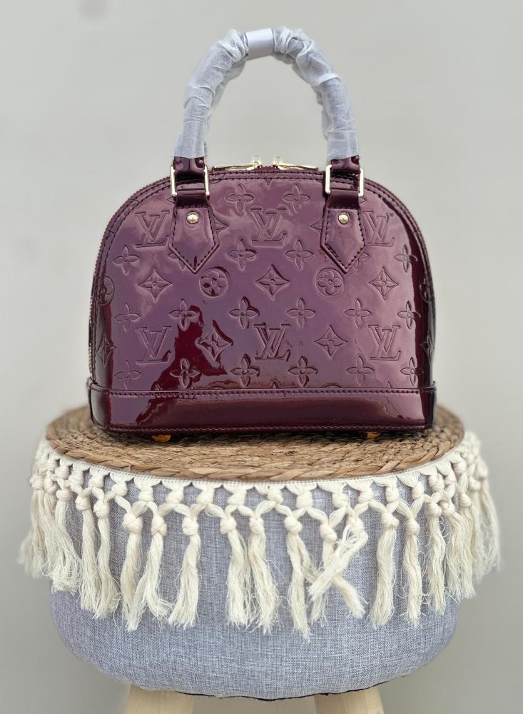 Louis Vuitton Alma BB Vernis