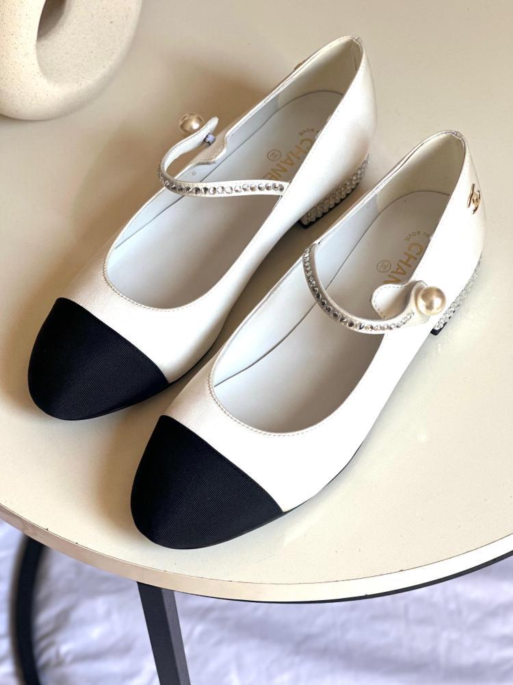 Chanel Pearl Strap Ballerina Flats White