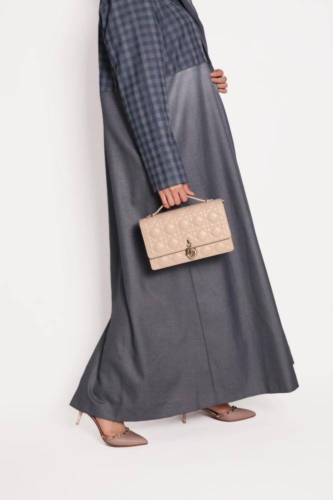 A18 Light Blue Linen