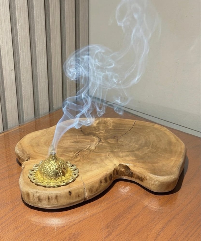 مبخرة من الخشب الطبيعي