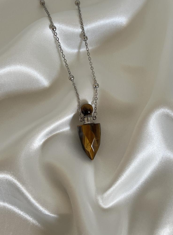 قلادة حجر عين النمر(tiger eye)