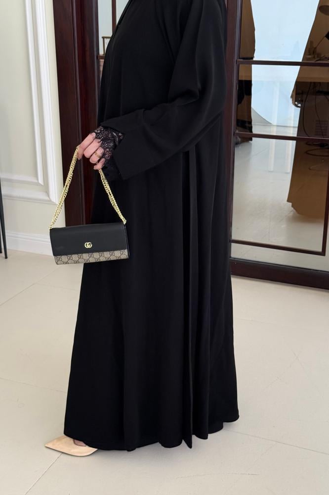 نجلاء