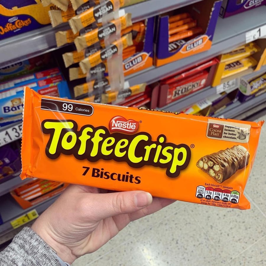 Toffee Crisp biscuit snack - روشن سويت