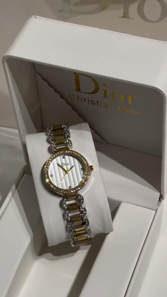 ساعة Dior الفخامة