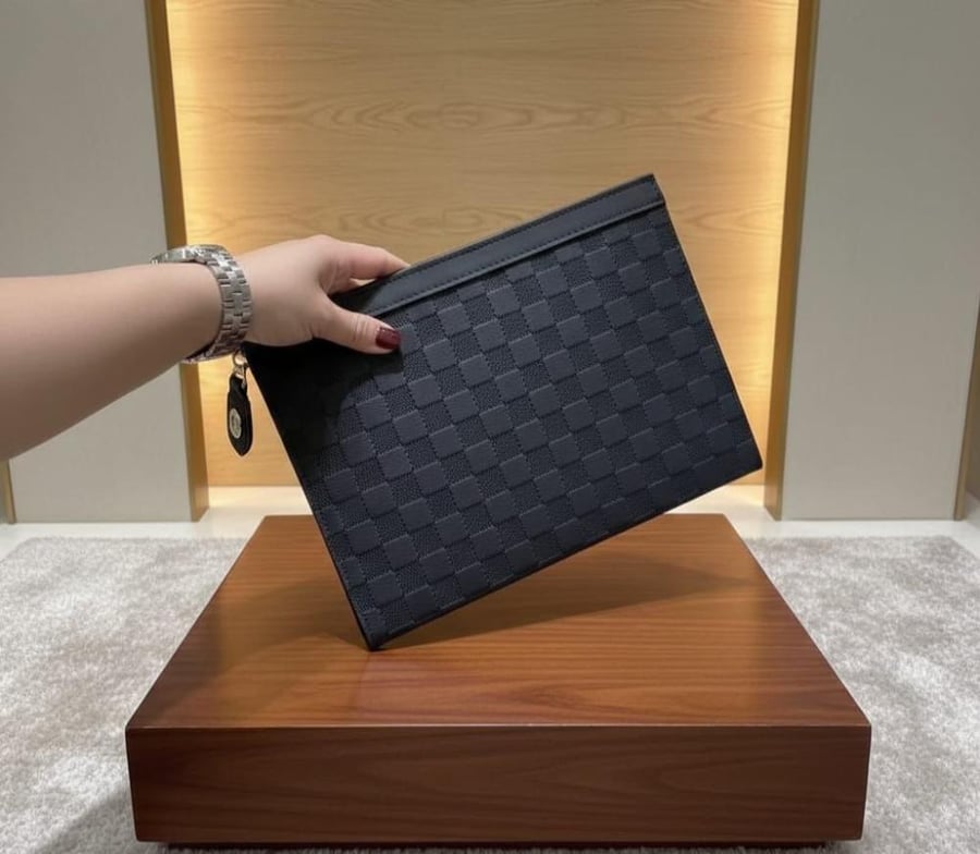 شنط لابتوب Hermes