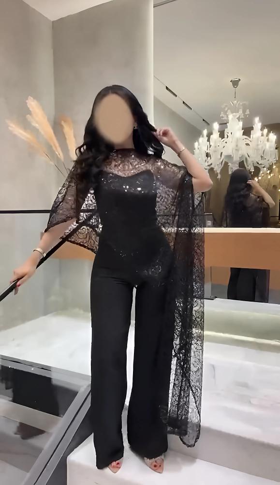 جمبسوت أسود ملكي بترتر شبك لامع وكاب دانتيل أنثوي