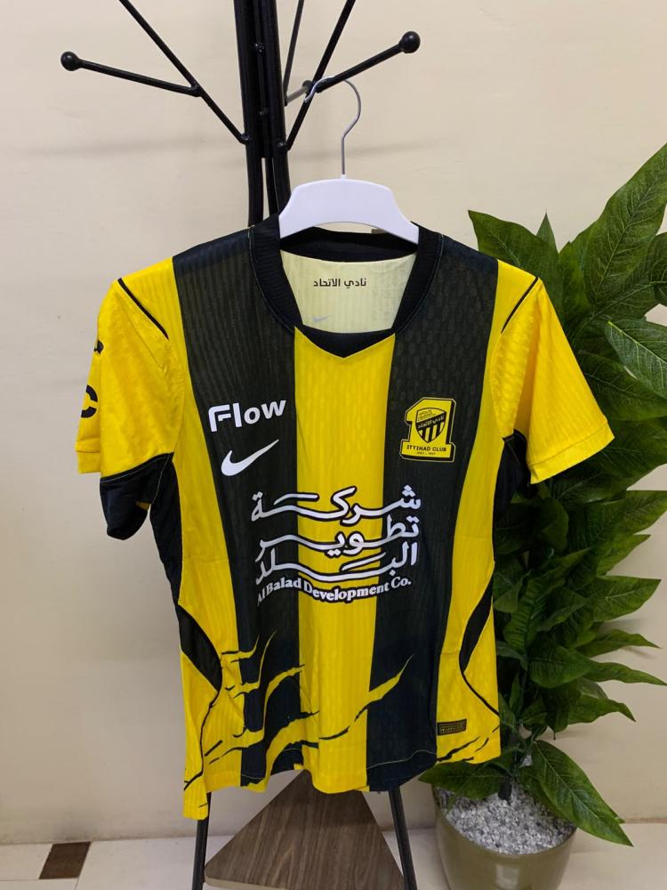بكج الاتحاد  2026 ( تيشيرت وشال وميدالية وتعليقة )