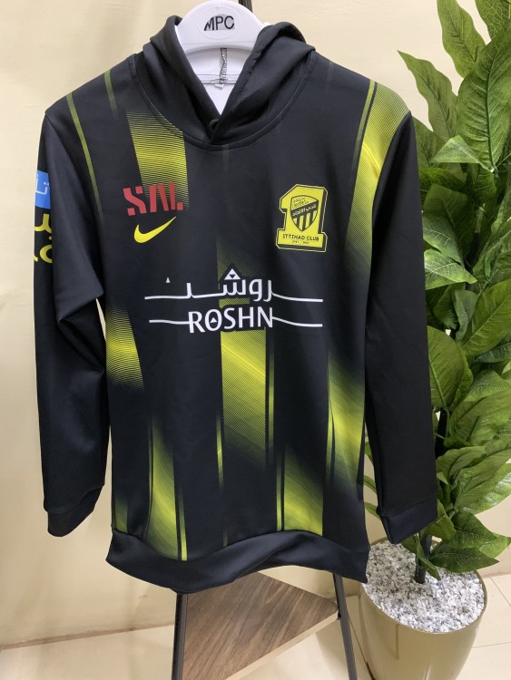 بلوفر الاتحاد الاسود