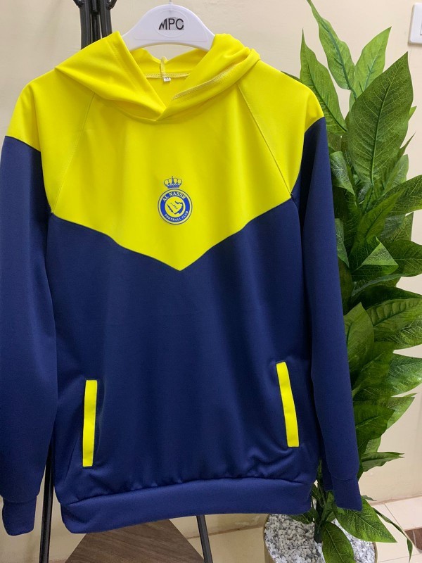 بلوفر النصر الاصفر