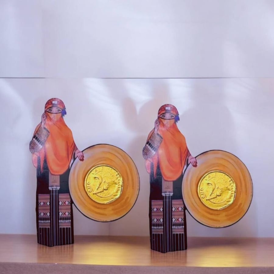 Chocolate coins distribution, 12 pieces