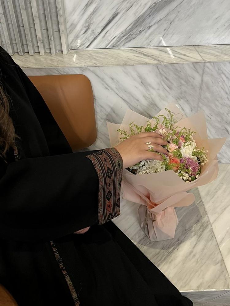 عباية بأطراف كشميرية