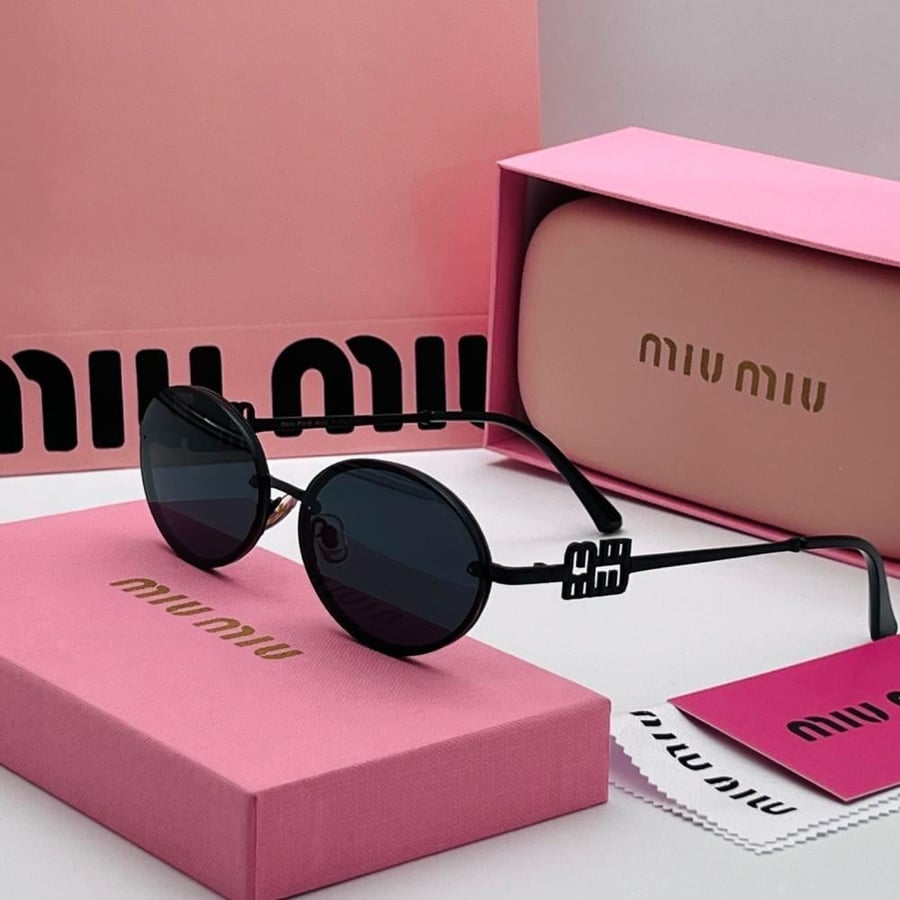 نظاره ميو ميو miu miu
