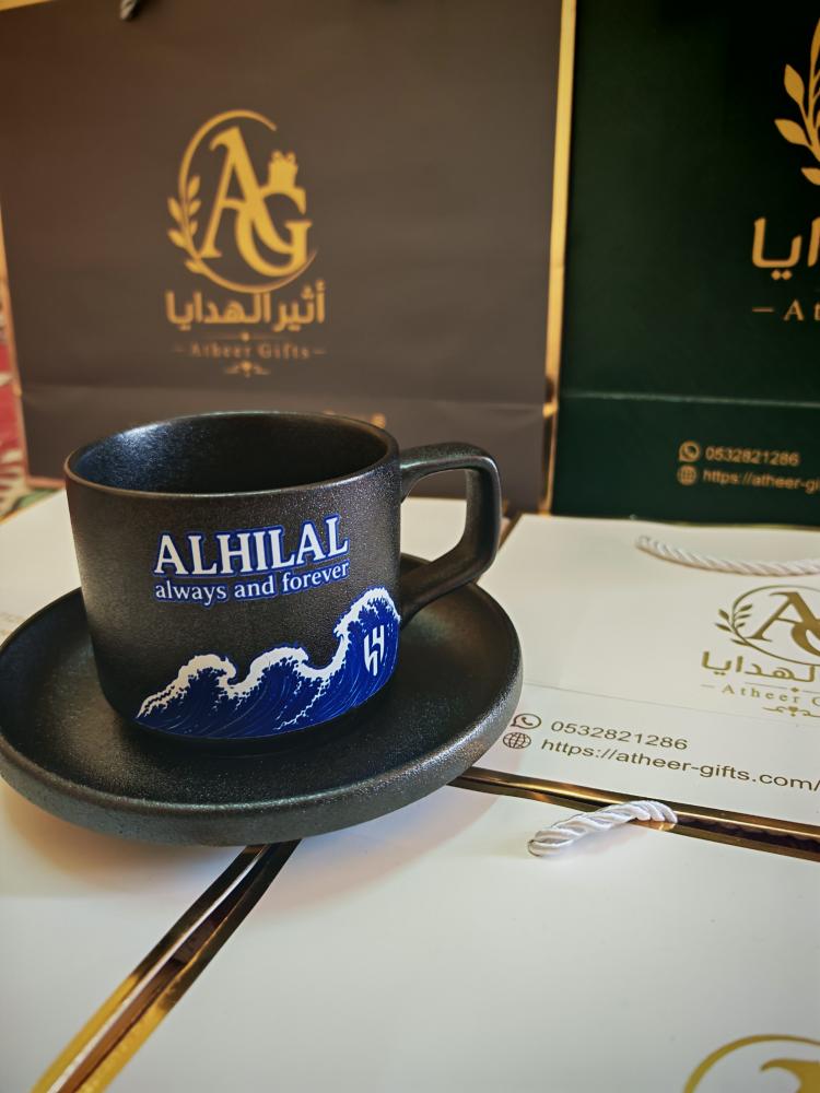 تحفة الهلال الملكية | فخامة الانتماء ودفء اللحظات بالأسم او العبارة على الجنب الداخلي حسب الطلب