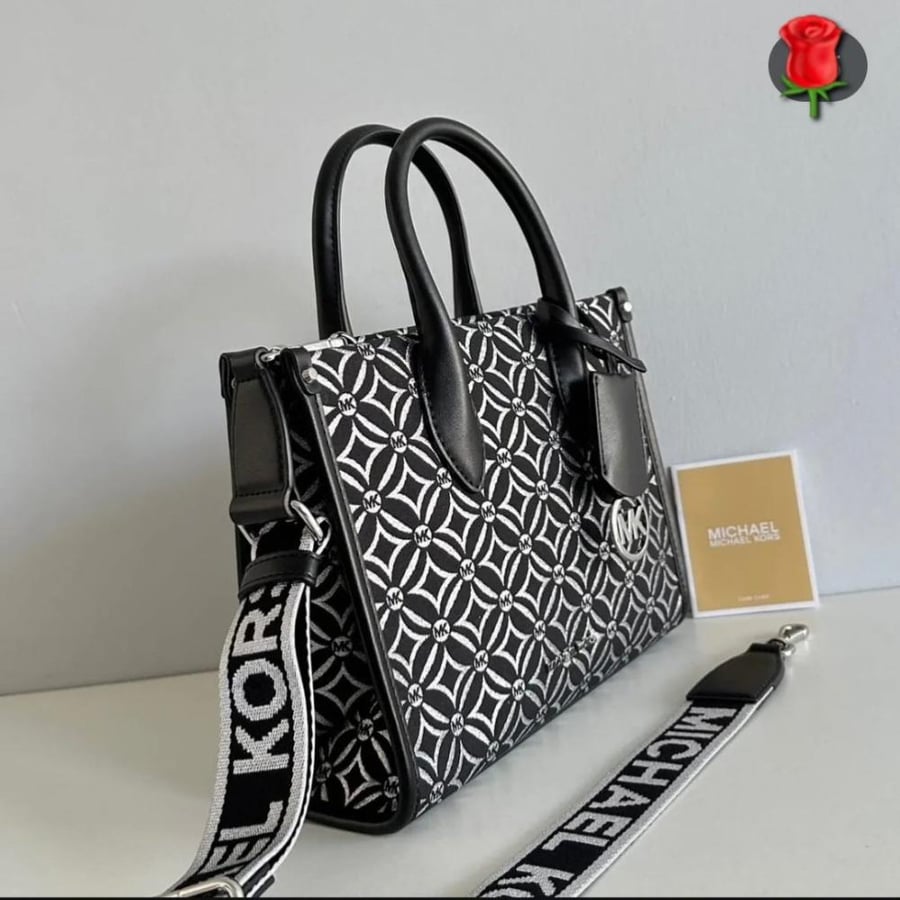 شنطة مايكل Michael Kors Mirella Small Metallic Logo Zip Tote