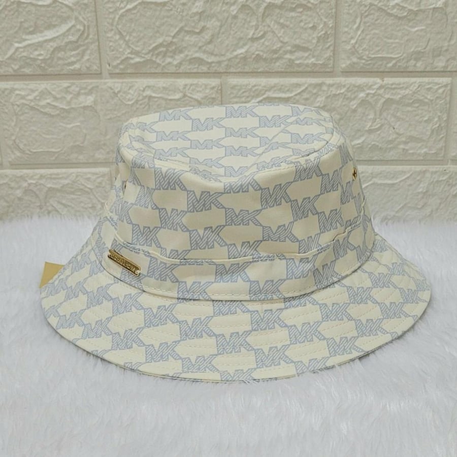 قبعة مايكل كورس Michael Kors Bucket Hat