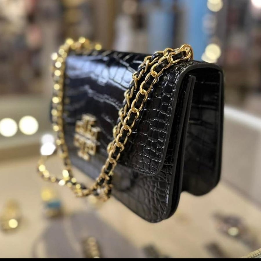 شنطة توري بيرش Tory Burch Britten Small Embossed Convertible Shoulder/Xbody No TB Dustbag
