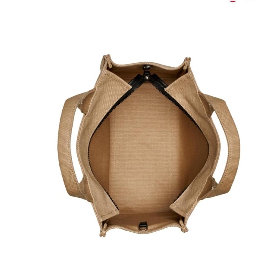 شنطة دكني DKNY Hadlee Medium Zip Tote