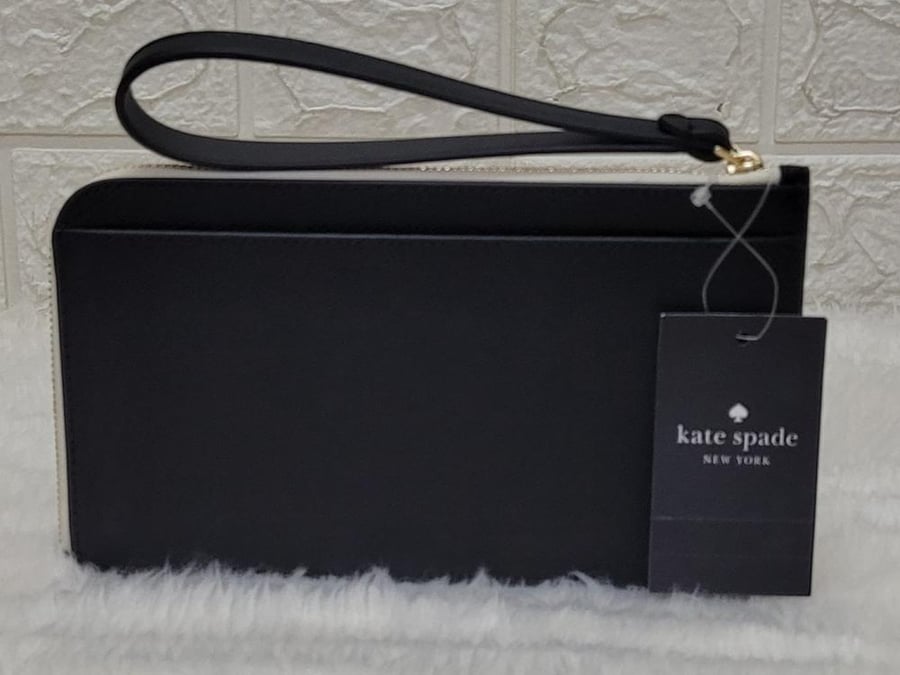 محفظة كيت سبيد Kate Spade Lucy Izip wrislet