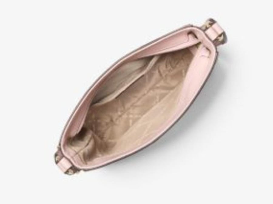 شنطة مايكل كورس Michael Kors Jet Set Travel Small Signature Messenger Bag
