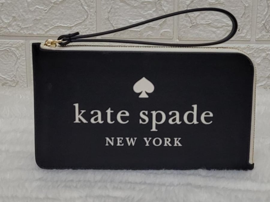 محفظة كيت سبيد Kate Spade Lucy Izip wrislet