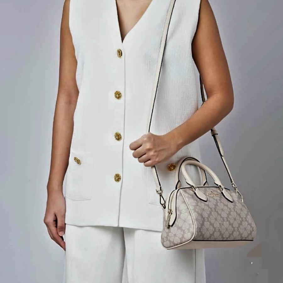 شنطة كيت سبيد Kate Spade Flower Duffle Small Satchel/Xbody