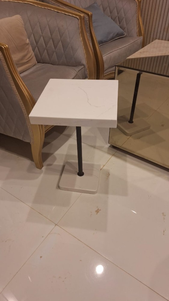 Side serving table