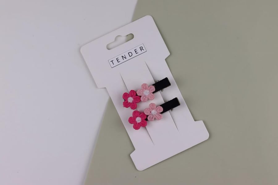 Two-piece flower hair clip