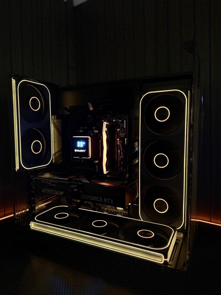 RTX 5080 CUSTOM BUILD عبدالله الدغيري