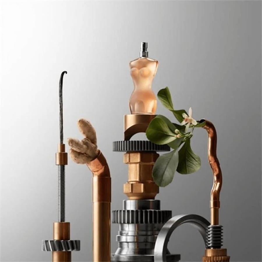 عطر كلاسيك النسائي من جان بول غولتير او دو تواليت 100 مل