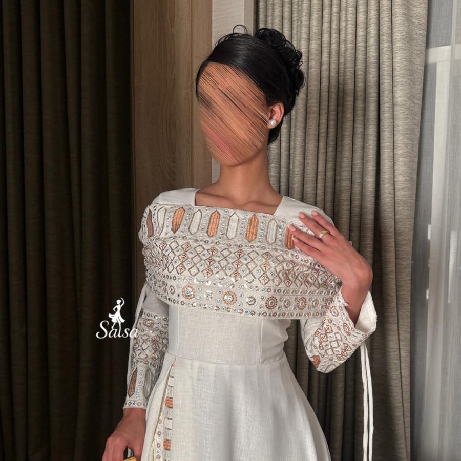فستان محبوبه الابيض
