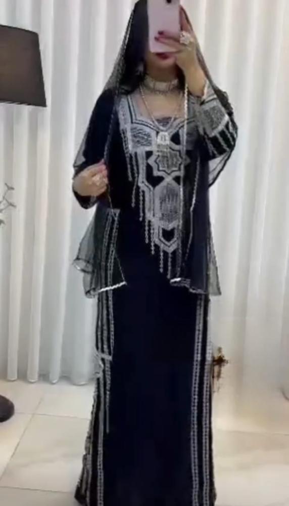 Silver thobe with the headscarf