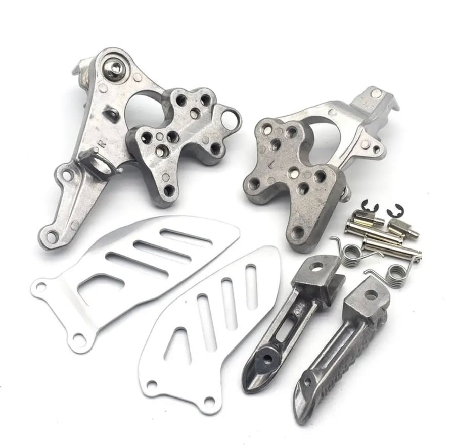طقم ستاندات القدمين امامي ( كامل ) (GSX-R600 GSX-R750 (11-24))