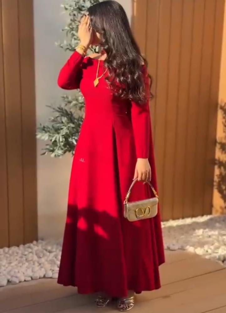 فستان ناعم انيق احمر