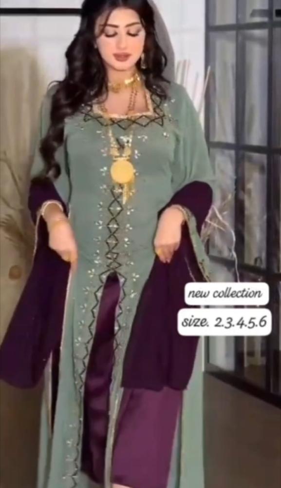 جلابيه سهره مطرزه انيقه مع طرحه تيفاني