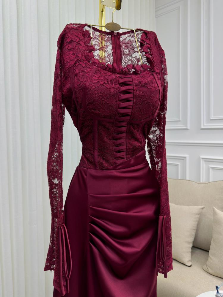 فستان سهره ناعم انيق عودي