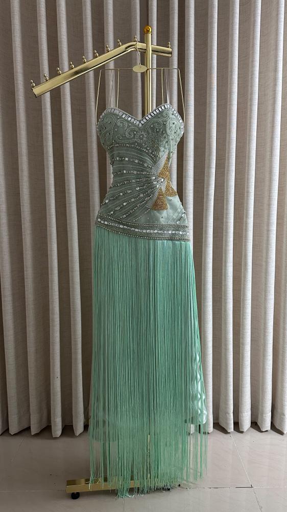 فستان سهره مطرز راقي تيفاني
