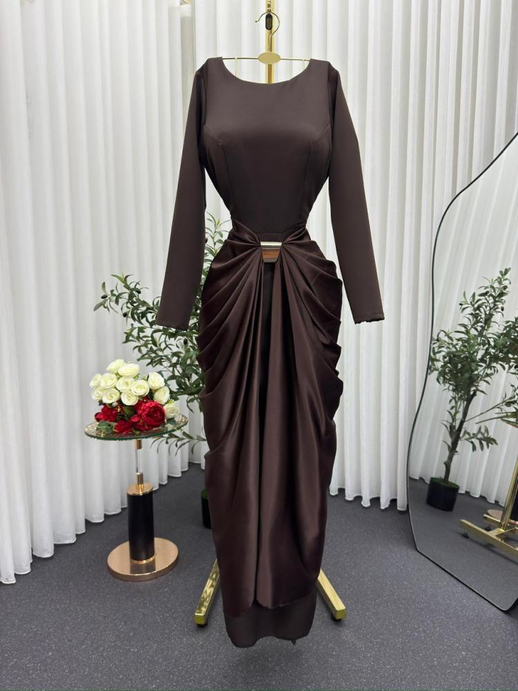 Soft elegant dress with brown tortoiseshell